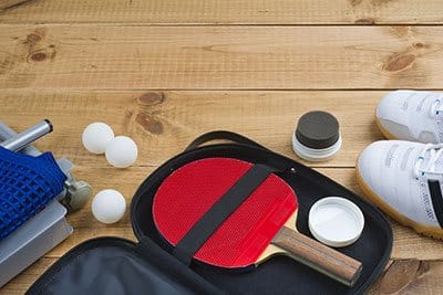 How do you make a table tennis racket case?